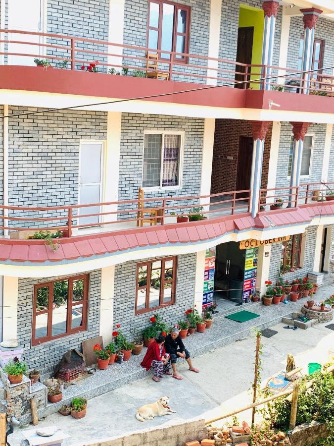 Hotel October Inn Pokhara Buitenkant foto